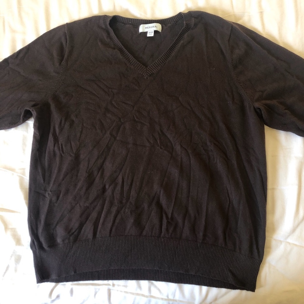 Brown sweater with short sleeves, size medium